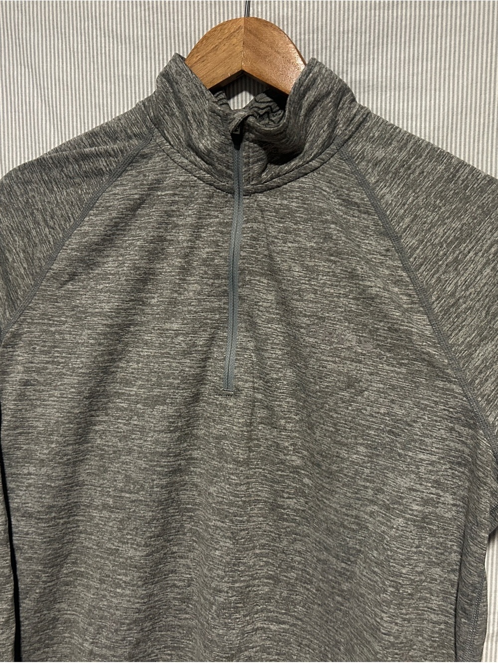 Orvis Heather Gray Long Sleeve Quarter-Zip Shirt